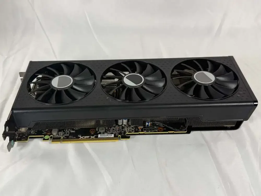 XFX Speedster QICK 319 Radeon RX 7700 XT Black Edition